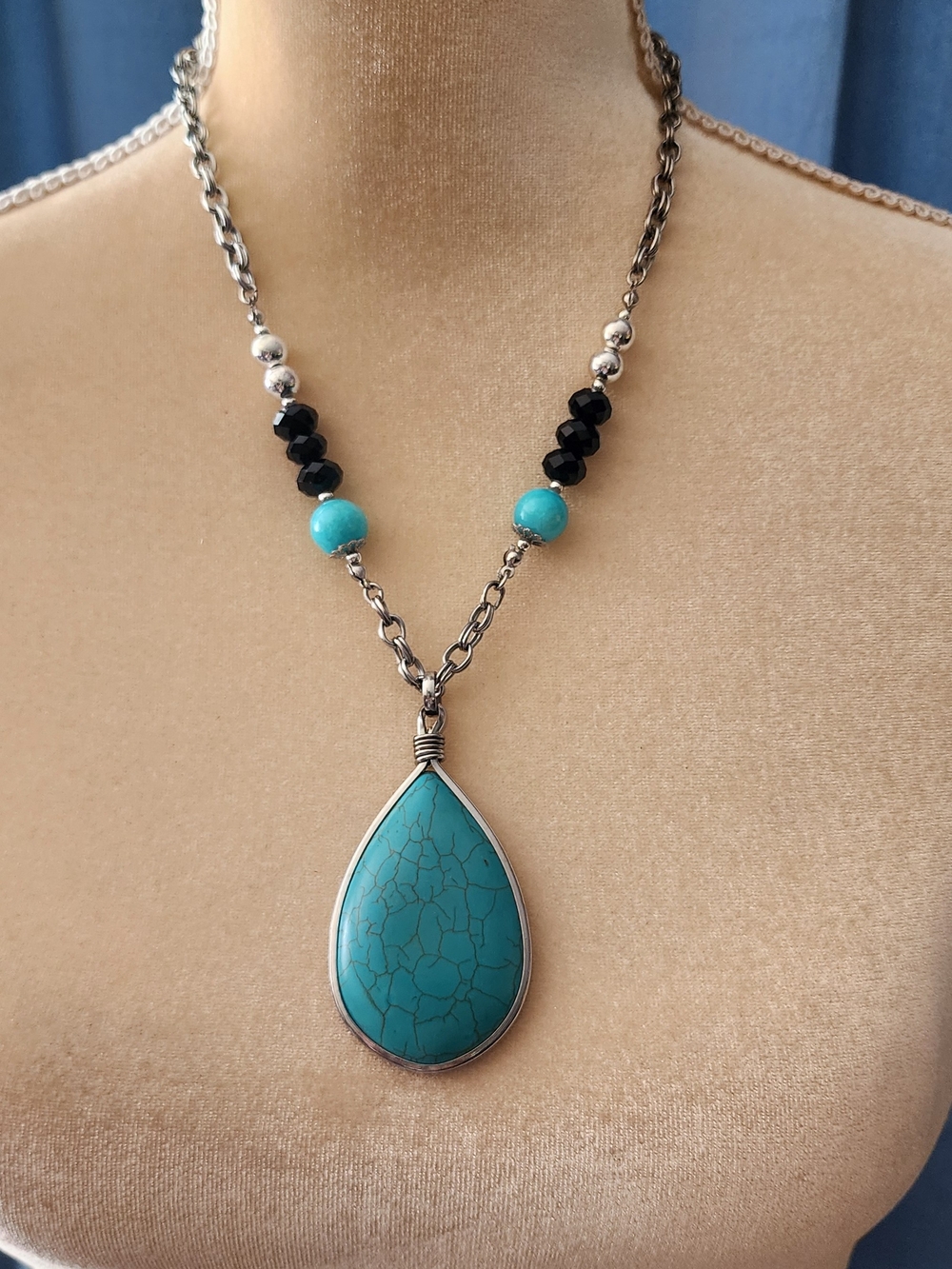 Turquoise Teardrop Pendant Necklace - Women Jewelry